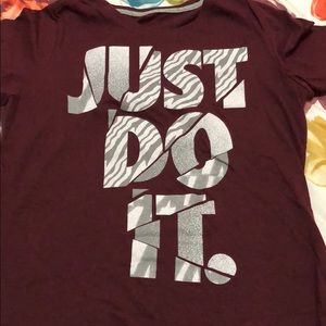 Burgundy just do it Nike shirt